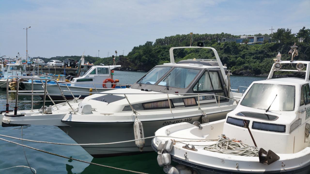 Seong Ge Dol Pension Seogwipo Exterior foto