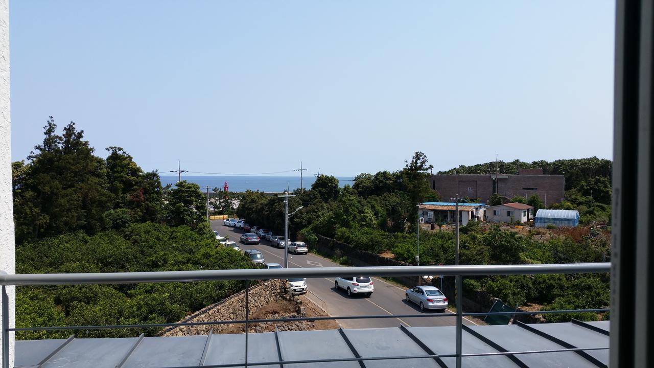 Seong Ge Dol Pension Seogwipo Exterior foto