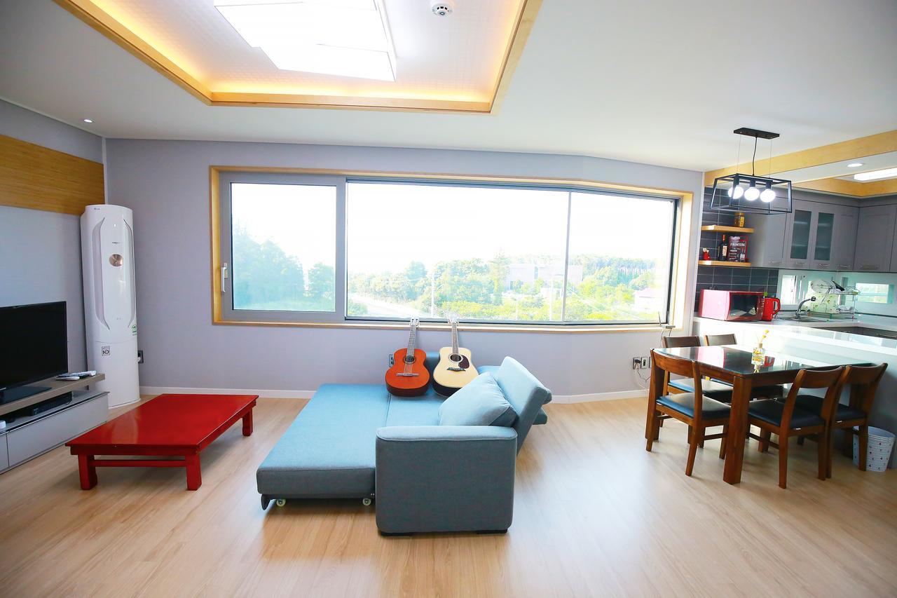 Seong Ge Dol Pension Seogwipo Exterior foto